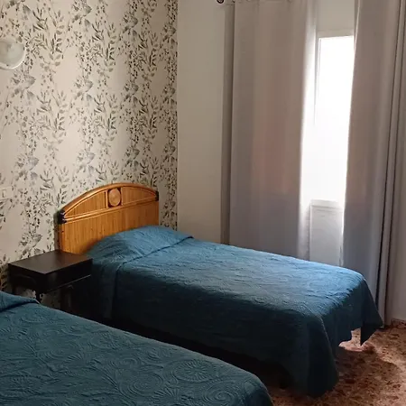 Alcaravaneras (adults Only) Affittacamere 2*