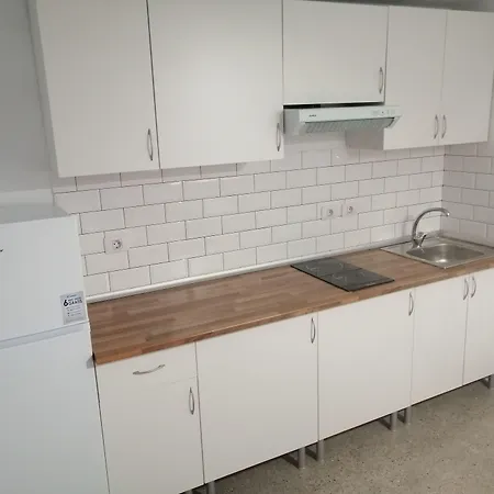 阿卡拉瓦内拉斯青年旅舍 2*